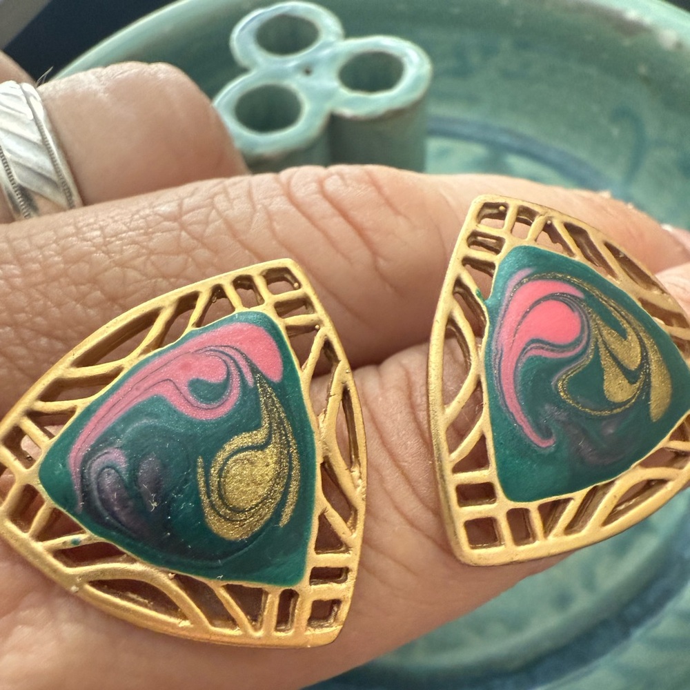 90s post matte paint and metal earrings pink blue‎ purple gold colors